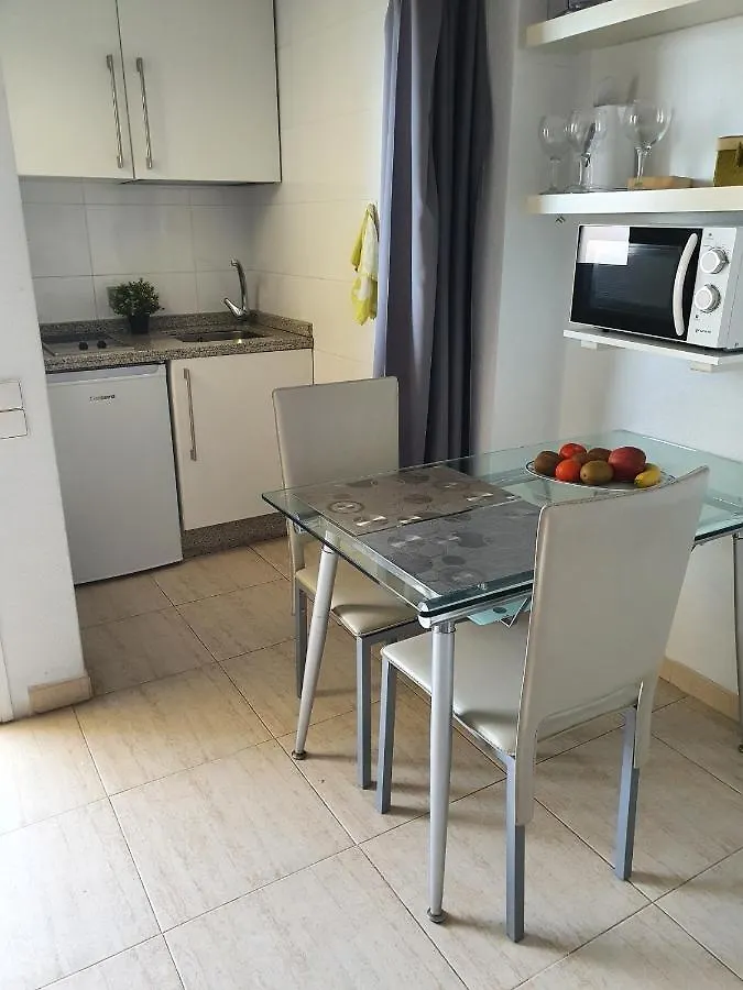 Apartment Estudio El Puerto - En El Mismo Centro De Fuengirola, Primera Linea De Playa Spain